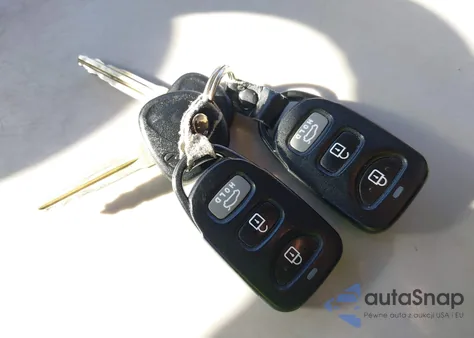 2018 Hyundai Elantra Sel z USA, uszkodzony, nr VIN 5NPD84LF8JH308278